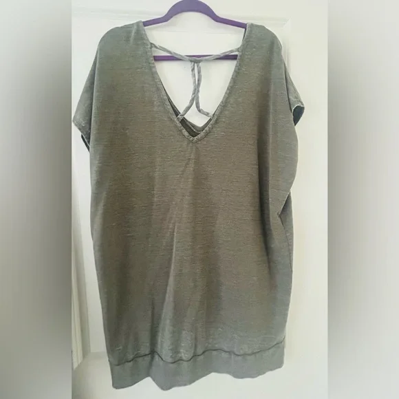 Express Dress - Picture 2 of 3